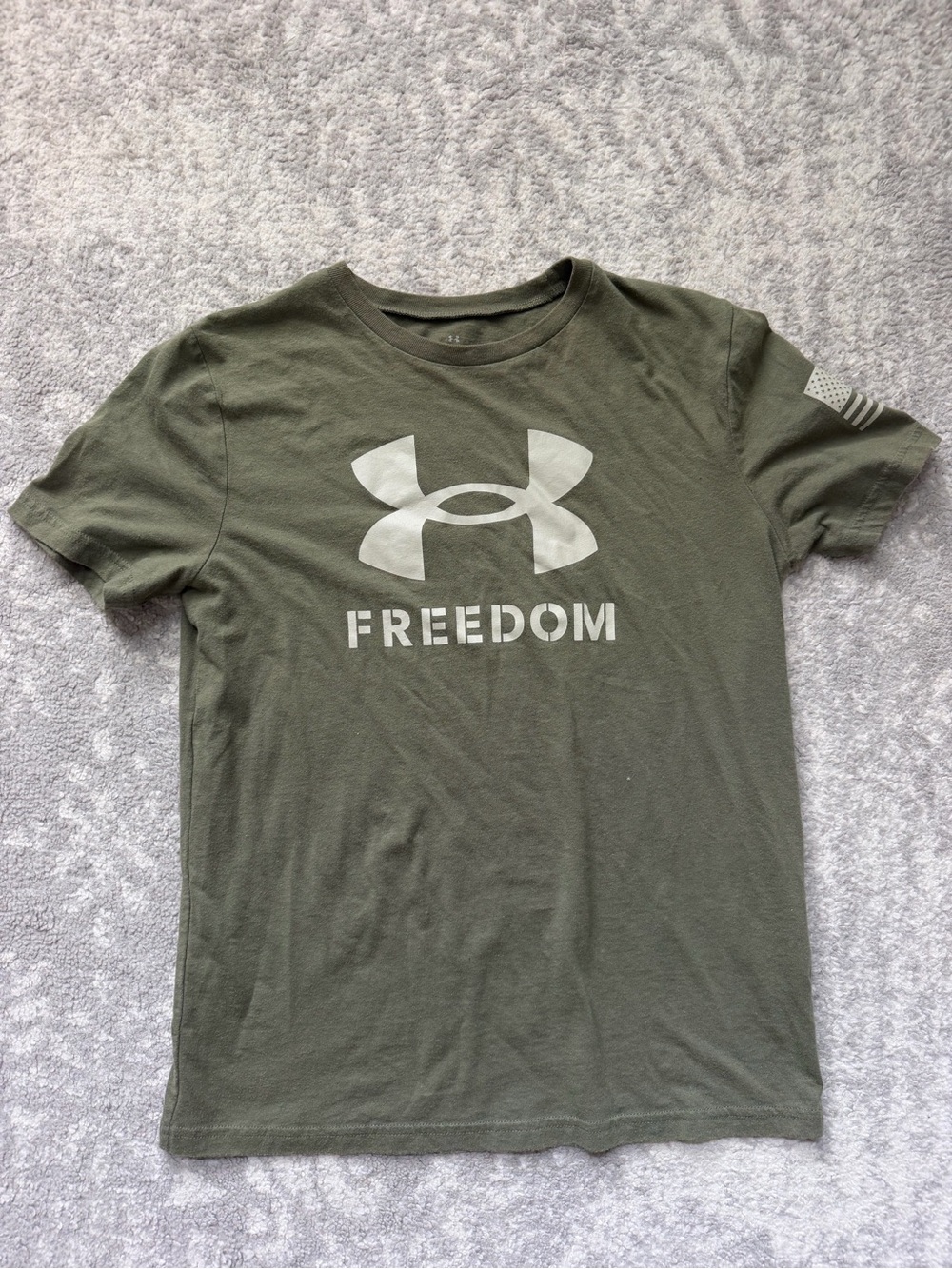 Under Armour Olive Green 'Freedom' Logo Short Sleeve Tee